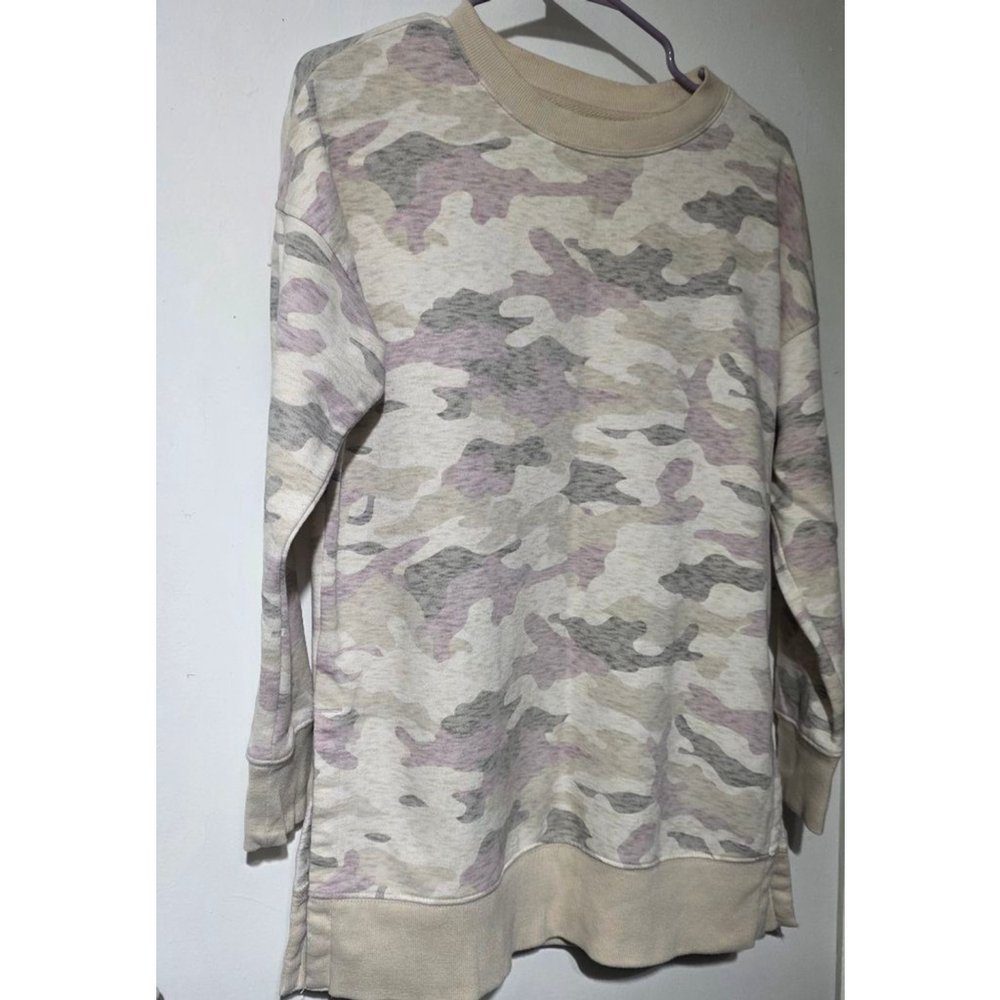 Women's Old Navy Camo‎ long Sweatshirt XS Beige Purple